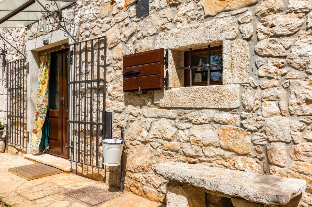 Old Istrian Home Martina Πόρετς Εξωτερικό φωτογραφία